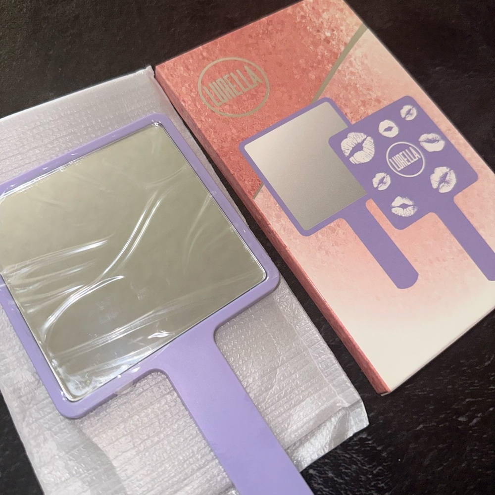 LURELLA HANDHELD MIRRORS (lavender/purple)
